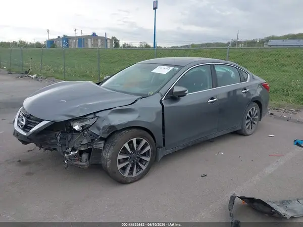 1N4AL3AP4HC297606 2017 NISSAN ALTIMA - Image 2
