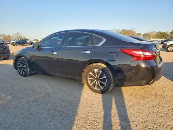 1N4AL3AP4HC298187 2017 NISSAN ALTIMA - Image 2
