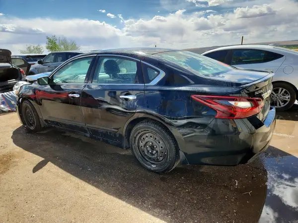 1N4AL3AP4HC471562 2017 NISSAN ALTIMA - Image 2