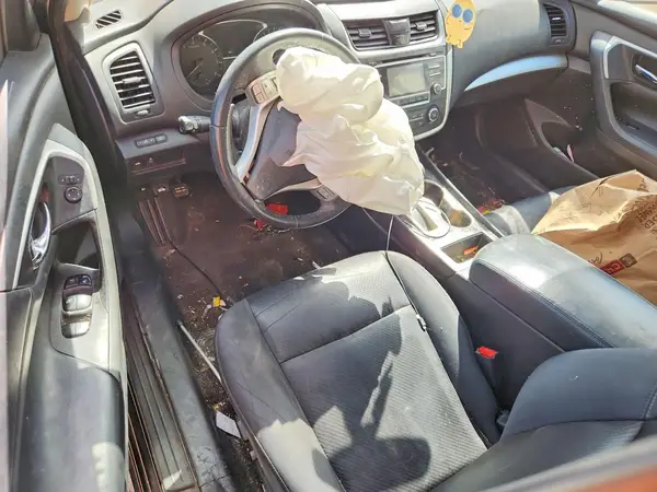 1N4AL3AP4HC471562 2017 NISSAN ALTIMA - Image 8