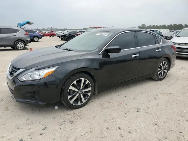 1N4AL3AP4HC471772 2017 NISSAN ALTIMA - Image 1