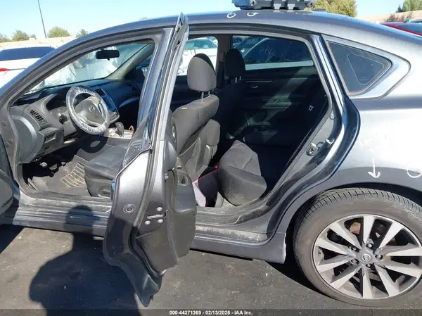 1N4AL3AP4HC472002 2017 NISSAN ALTIMA - Image 8
