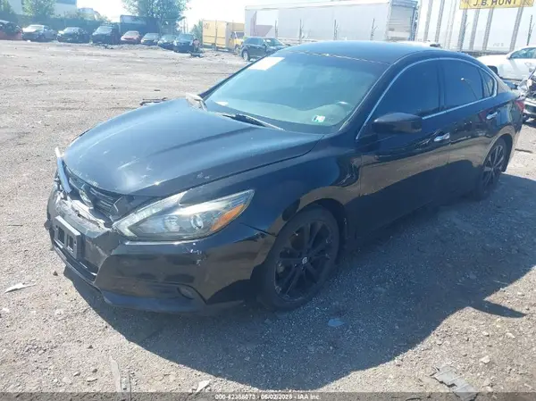 1N4AL3AP4HC472713 2017 NISSAN ALTIMA - Image 2