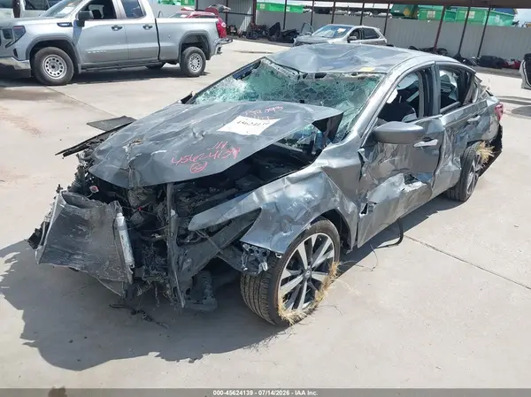 1N4AL3AP4HC473845 2017 NISSAN ALTIMA - Image 2