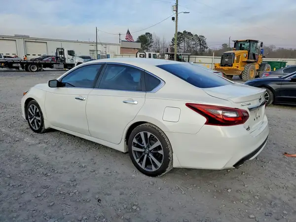 1N4AL3AP4HC473991 2017 NISSAN ALTIMA - Image 2