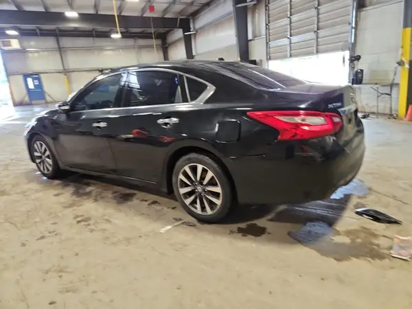 1N4AL3AP4HC474526 2017 NISSAN ALTIMA - Image 2