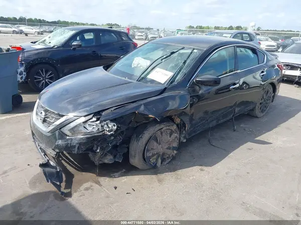 1N4AL3AP4HC475708 2017 NISSAN ALTIMA - Image 2