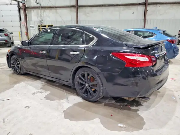1N4AL3AP4HC476857 2017 NISSAN ALTIMA - Image 2