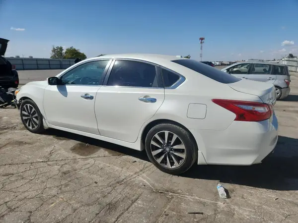 1N4AL3AP4HC479855 2017 NISSAN ALTIMA - Image 2