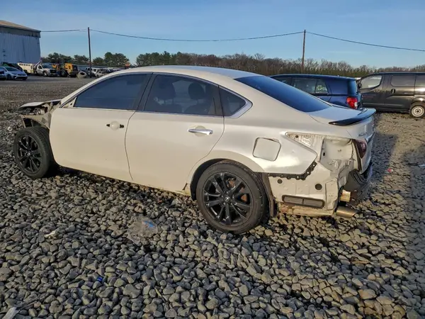 1N4AL3AP4HC482075 2017 NISSAN ALTIMA - Image 2