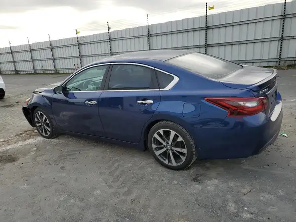1N4AL3AP4HC484764 2017 NISSAN ALTIMA - Image 2