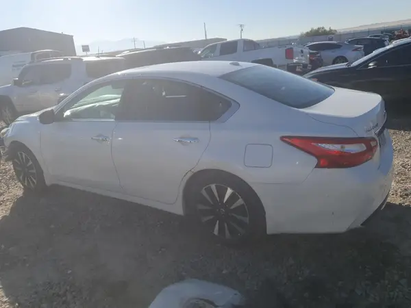 1N4AL3AP4HC486353 2017 NISSAN ALTIMA - Image 2