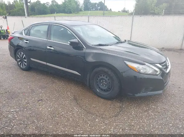 1N4AL3AP4HC489298 2017 NISSAN ALTIMA - Image 1