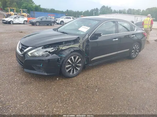 1N4AL3AP4HC489298 2017 NISSAN ALTIMA - Image 2