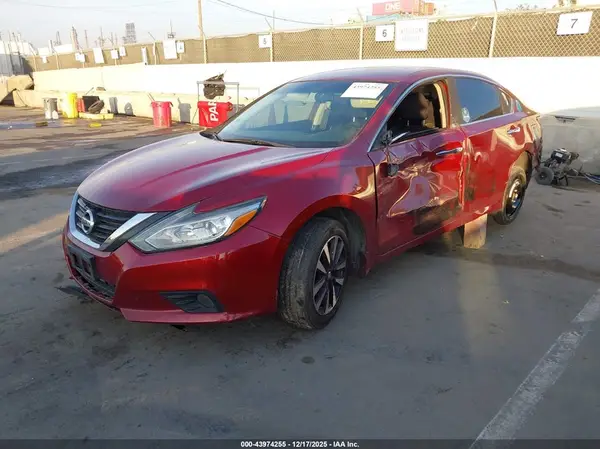 1N4AL3AP4HC490113 2017 NISSAN ALTIMA - Image 2