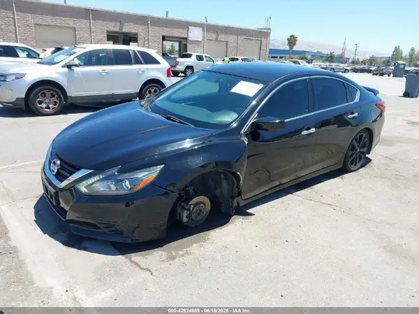 1N4AL3AP4HC490211 2017 NISSAN ALTIMA - Image 2
