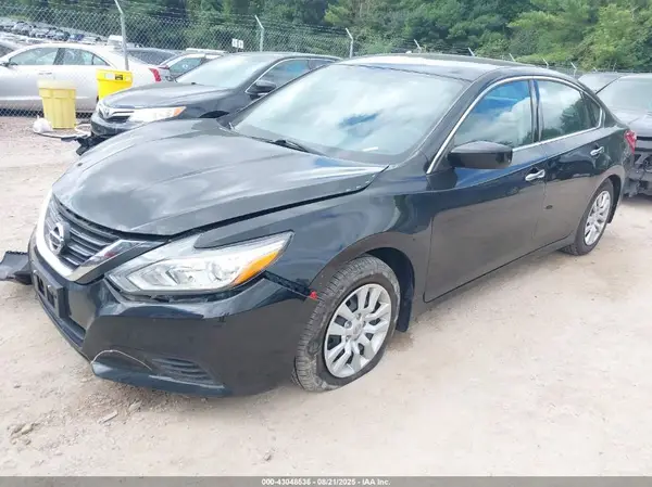 1N4AL3AP4HC490256 2017 NISSAN ALTIMA - Image 2