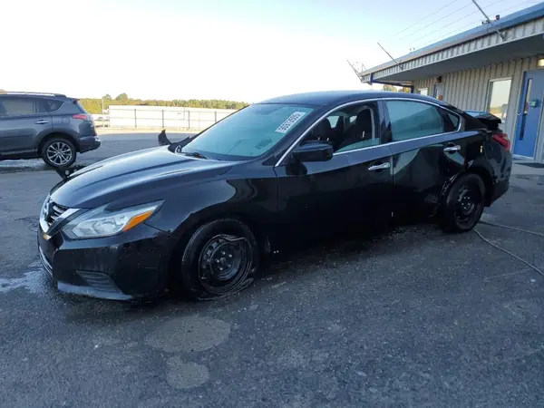 1N4AL3AP4HC492394 2017 NISSAN ALTIMA - Image 1