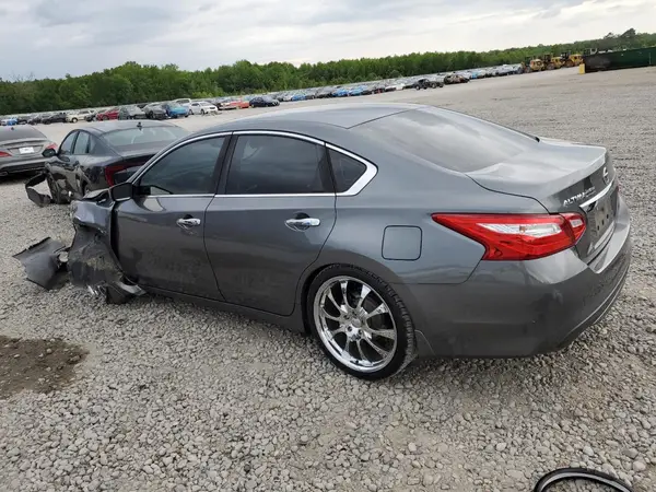 1N4AL3AP4HC492525 2017 NISSAN ALTIMA - Image 2