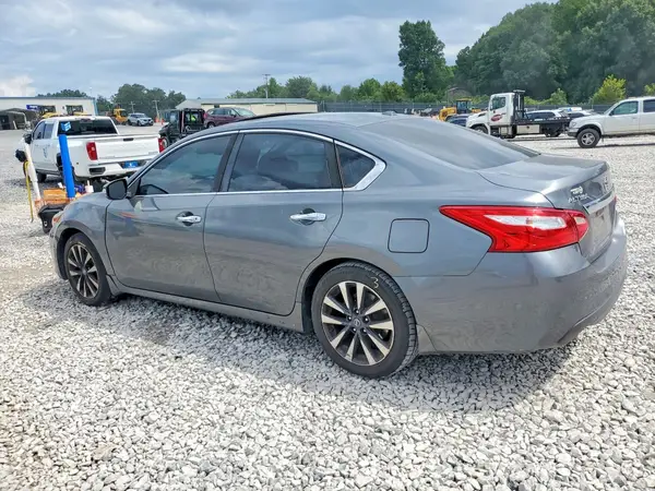 1N4AL3AP4HC493660 2017 NISSAN ALTIMA - Image 2