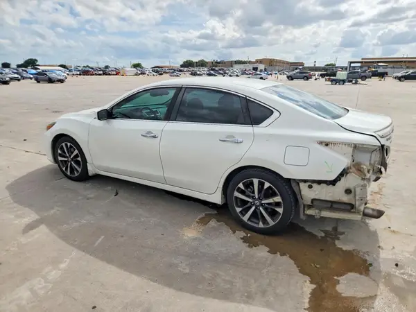 1N4AL3AP4HN303750 2017 NISSAN ALTIMA - Image 2