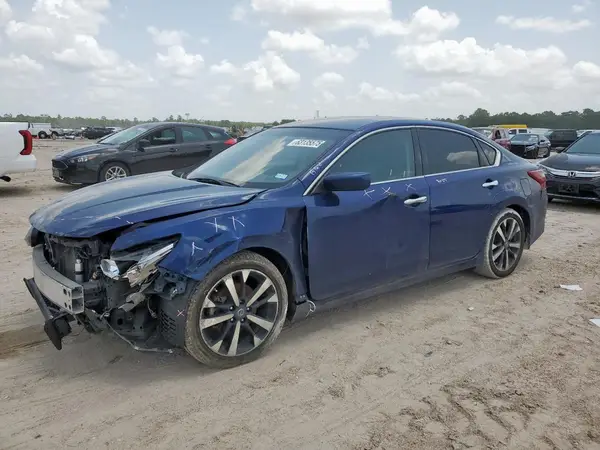 1N4AL3AP4HN304672 2017 NISSAN ALTIMA - Image 1