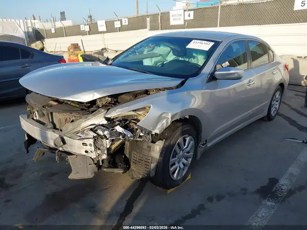 1N4AL3AP4HN308091 2017 NISSAN ALTIMA - Image 2