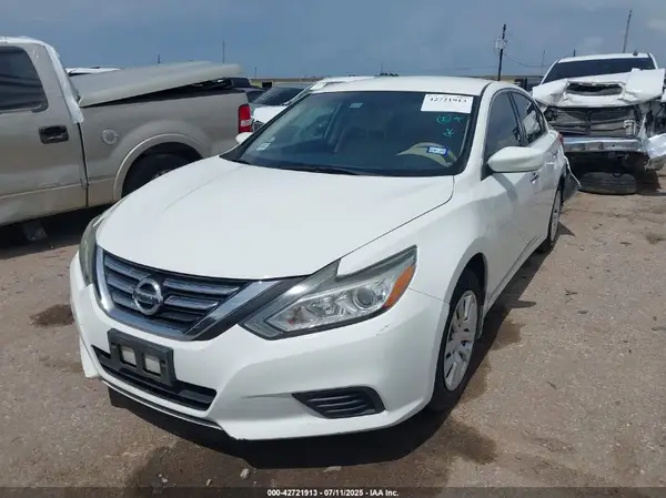 1N4AL3AP4HN310021 2017 NISSAN ALTIMA - Image 2