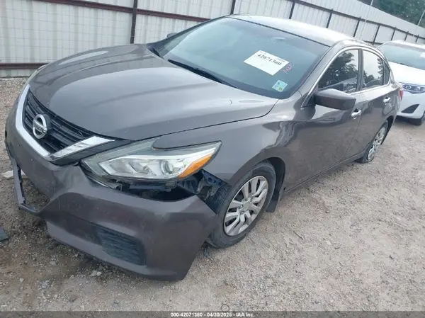 1N4AL3AP4HN310066 2017 NISSAN ALTIMA - Image 2