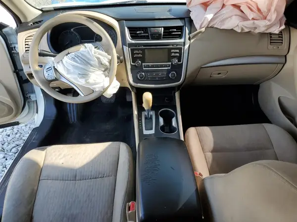1N4AL3AP4HN310617 2017 NISSAN ALTIMA - Image 8