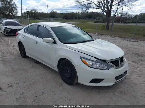 1N4AL3AP4HN311072 2017 NISSAN ALTIMA - Image 1
