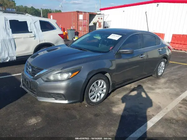 1N4AL3AP4HN311606 2017 NISSAN ALTIMA - Image 2