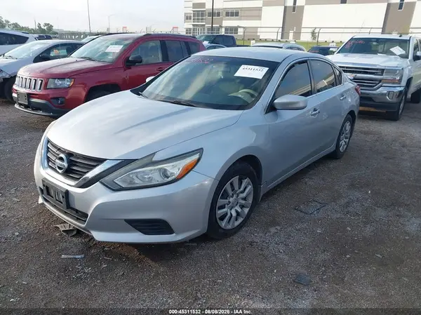1N4AL3AP4HN313078 2017 NISSAN ALTIMA - Image 2