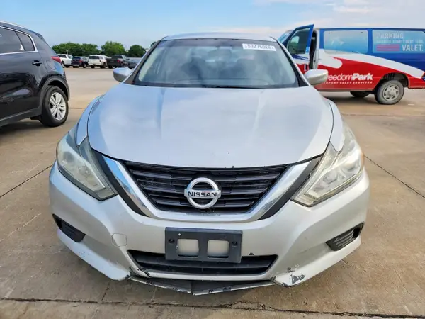 1N4AL3AP4HN319205 2017 NISSAN ALTIMA - Image 8