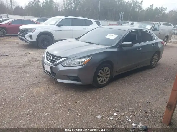 1N4AL3AP4HN321892 2017 NISSAN ALTIMA - Image 2