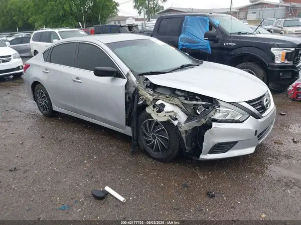 1N4AL3AP4HN323920 2017 NISSAN ALTIMA - Image 1