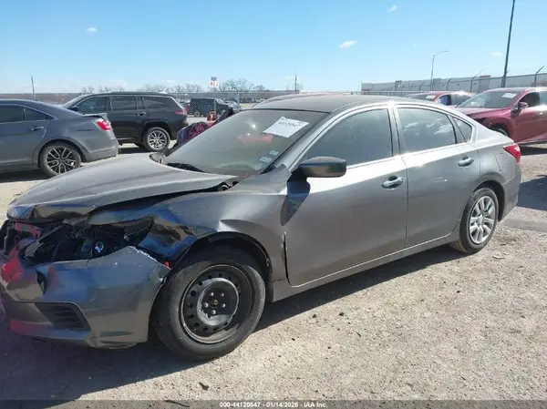 1N4AL3AP4HN326719 2017 NISSAN ALTIMA - Image 2
