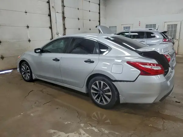 1N4AL3AP4HN329202 2017 NISSAN ALTIMA - Image 2