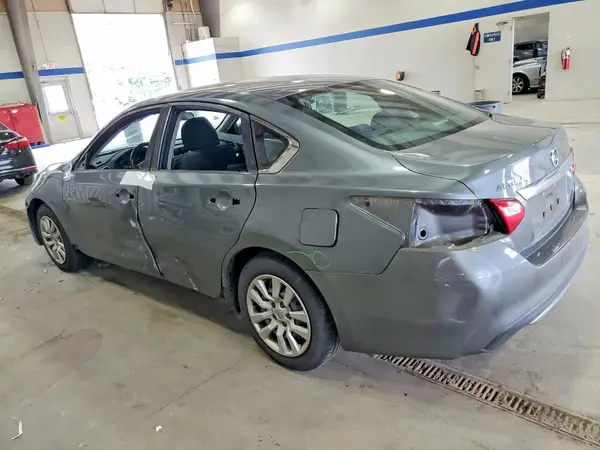 1N4AL3AP4HN332830 2017 NISSAN ALTIMA - Image 2