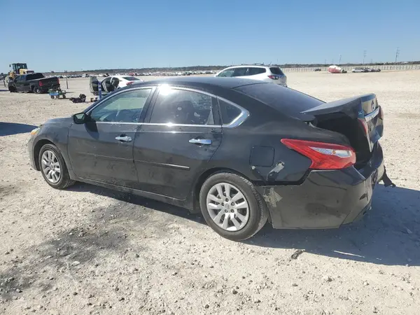 1N4AL3AP4HN333914 2017 NISSAN ALTIMA - Image 2