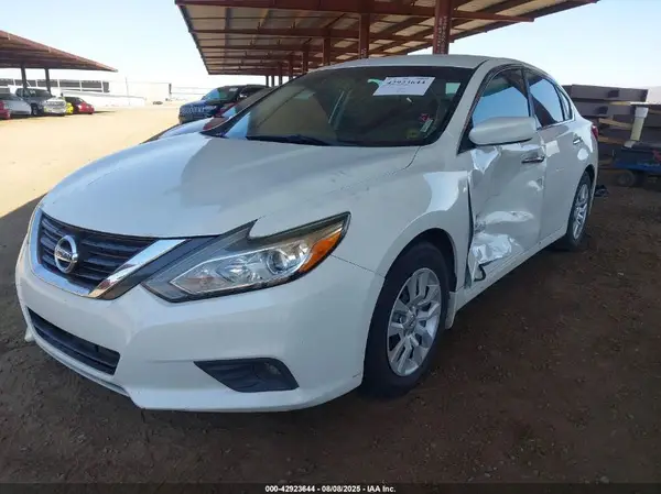 1N4AL3AP4HN334092 2017 NISSAN ALTIMA - Image 2