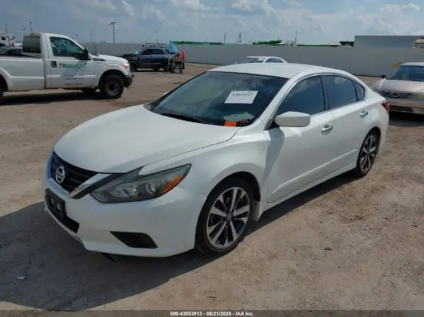 1N4AL3AP4HN341107 2017 NISSAN ALTIMA - Image 2