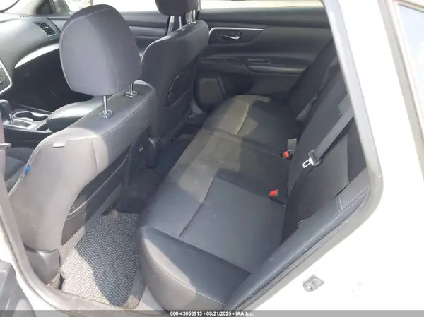 1N4AL3AP4HN341107 2017 NISSAN ALTIMA - Image 8