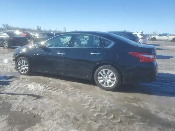 1N4AL3AP4HN341785 2017 NISSAN ALTIMA - Image 2