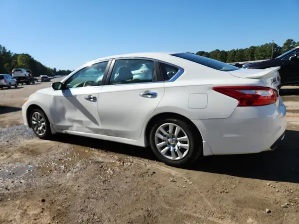 1N4AL3AP4HN343472 2017 NISSAN ALTIMA - Image 2