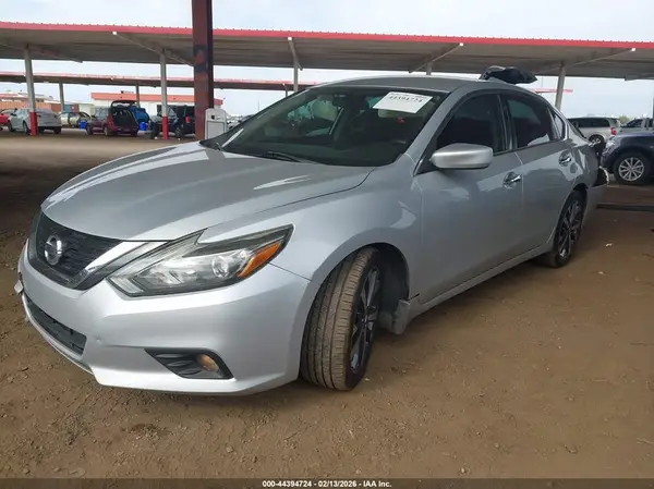 1N4AL3AP4HN344251 2017 NISSAN ALTIMA - Image 2