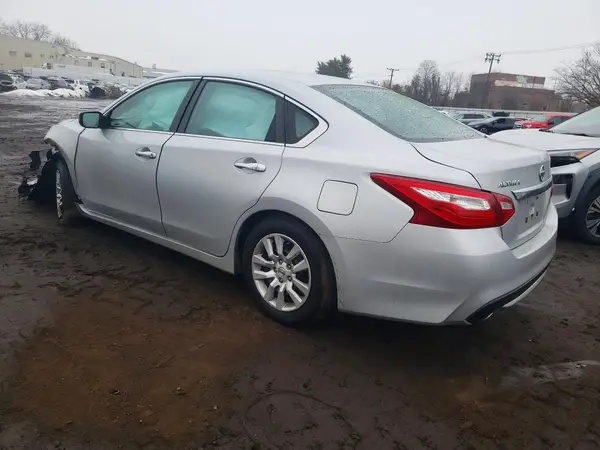 1N4AL3AP4HN347635 2017 NISSAN ALTIMA - Image 2