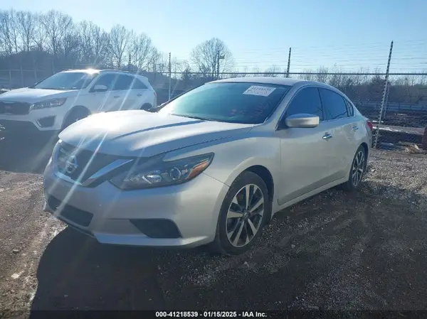 1N4AL3AP4HN348073 2017 NISSAN ALTIMA - Image 2