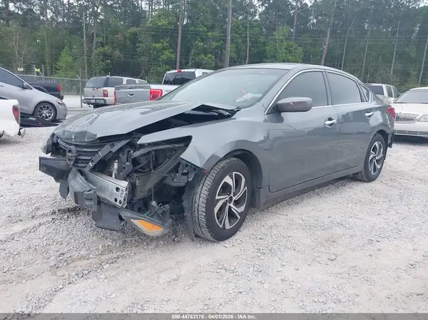 1N4AL3AP4HN348347 2017 NISSAN ALTIMA - Image 2