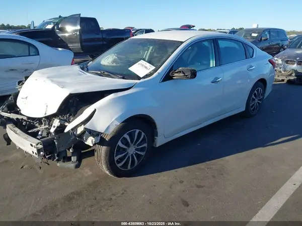 1N4AL3AP4HN348638 2017 NISSAN ALTIMA - Image 2